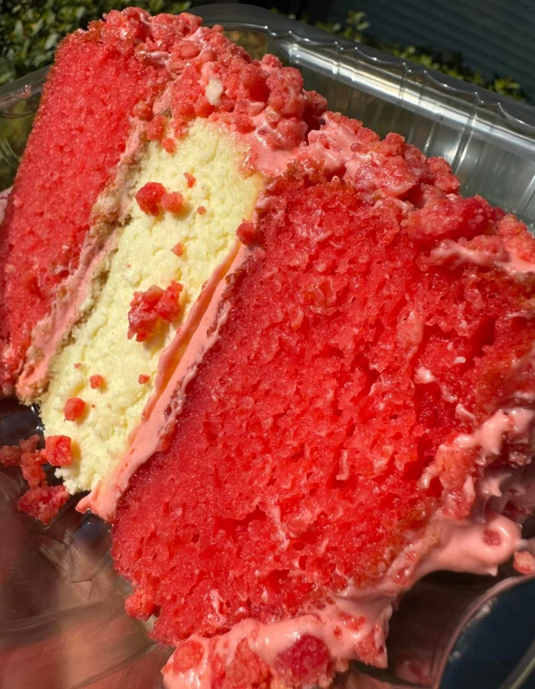 Strawberry Crunch Layer Cheesecake Cake Recipe