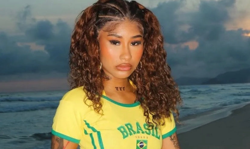 Learn about Ming Luanli, Nicki Minaj's younger sister. Discover how they're related, why fans are searching for her, and what we know about her life and social media presence.